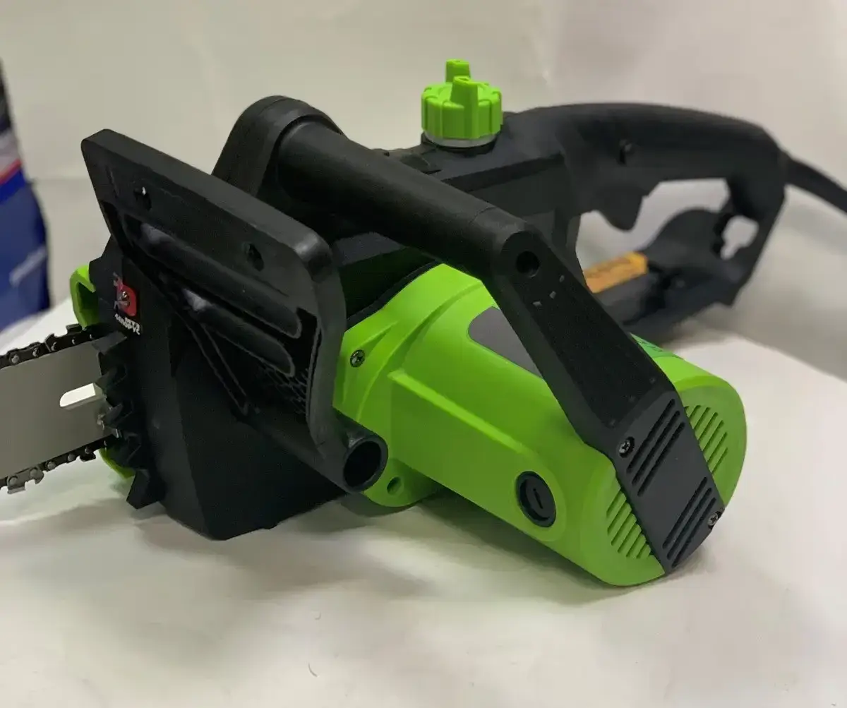 6126985082_w640_h640_6126985082